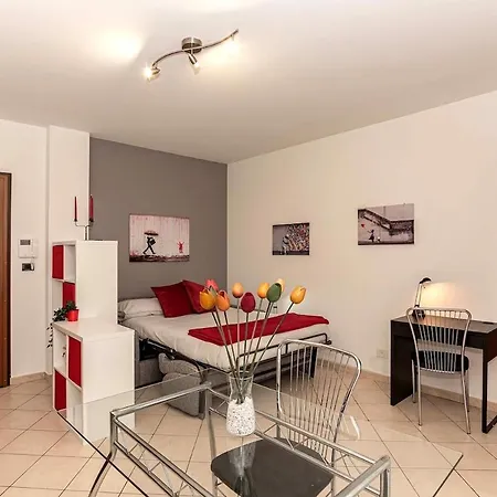 Acero Rosso 88 Apartment *